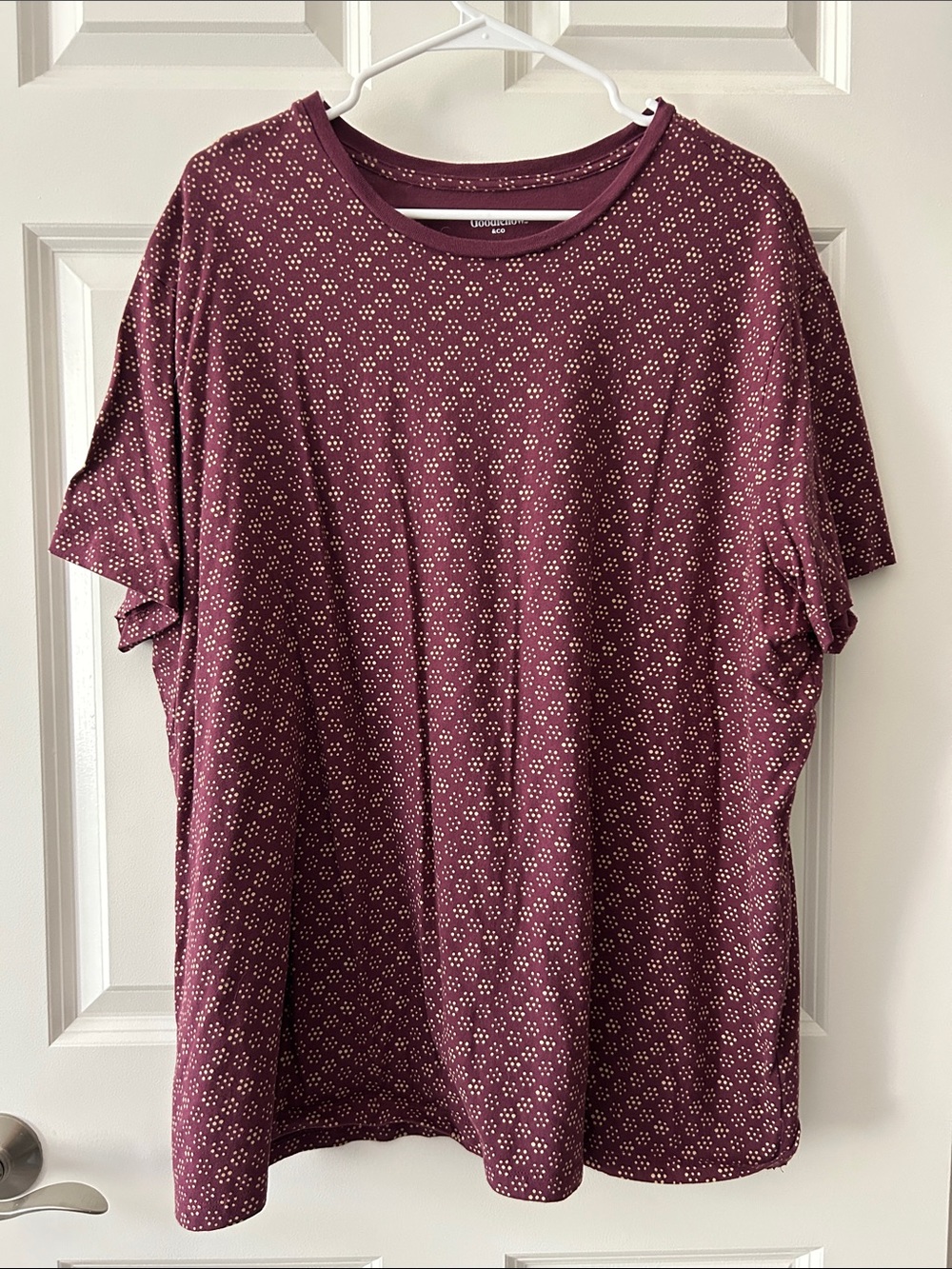 Goodfellow & Co Burgundy Short Sleeve Crewneck with Micro Dot Print XXL